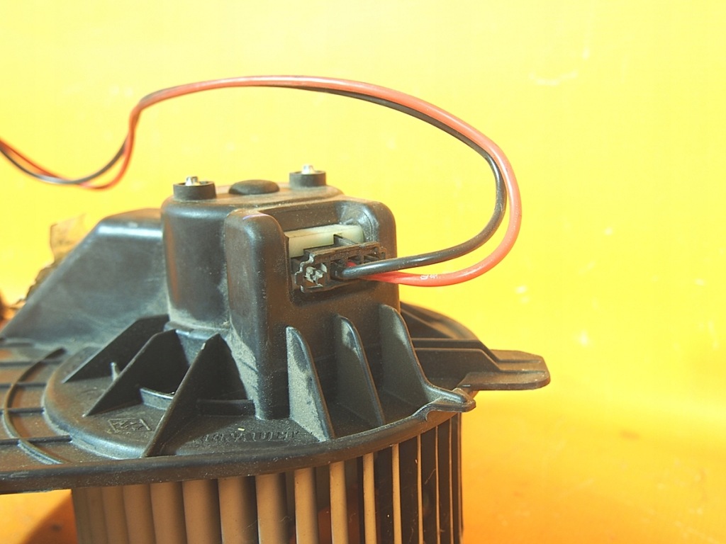 Renault kangoo 2 2010r вентилятор вентилятор 177830000 Доставка