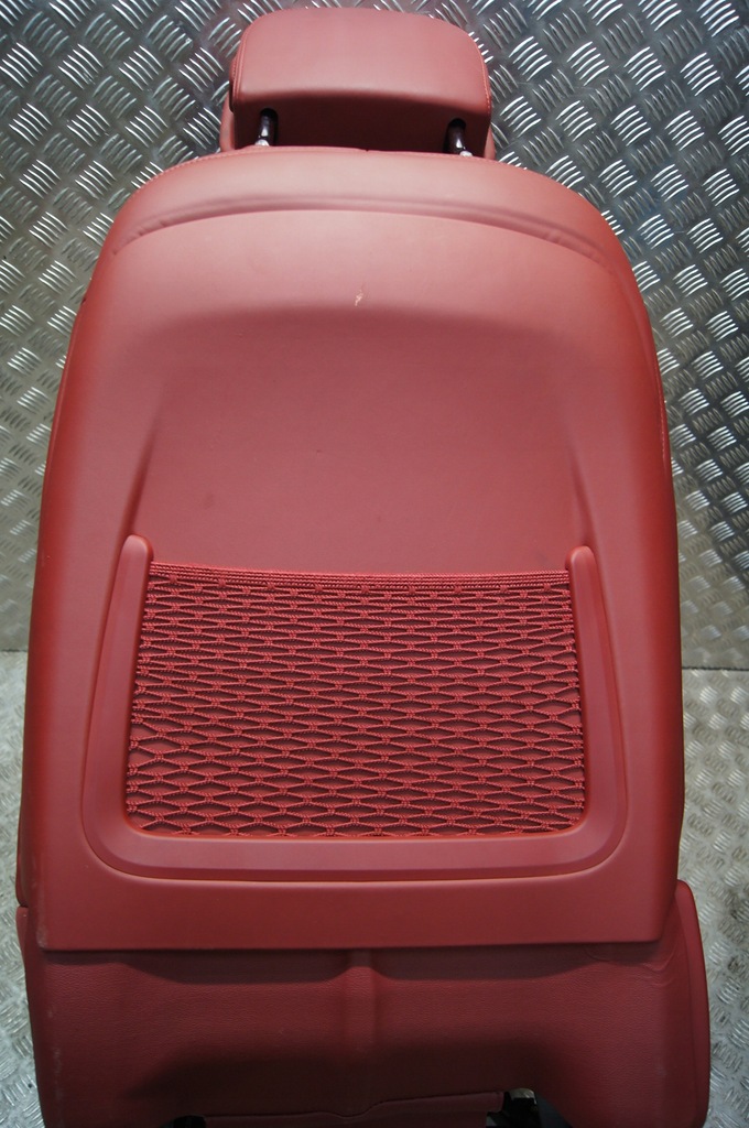 фото №15, Maserati levante сиденье правый пассажира красный