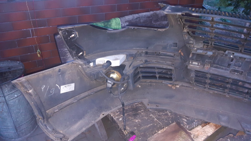 фото №5, Vw passat b6.zderzak передний kompletny. lc9x