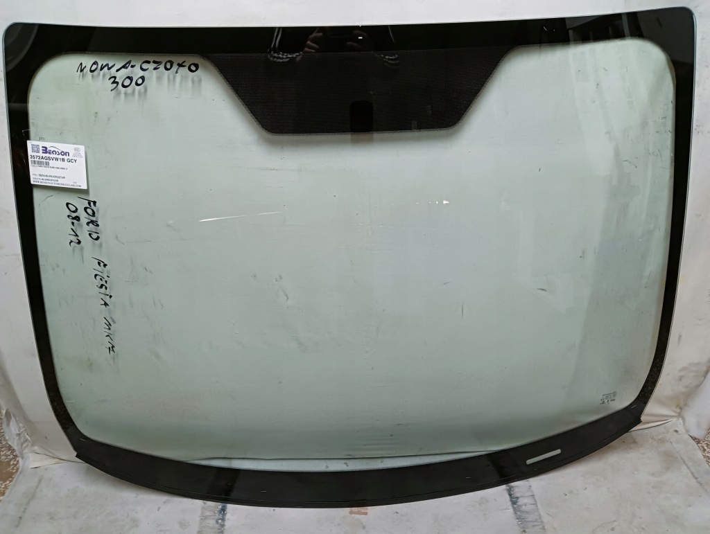 Купить Стекло передняя ford fiesta mk7 2008-2012