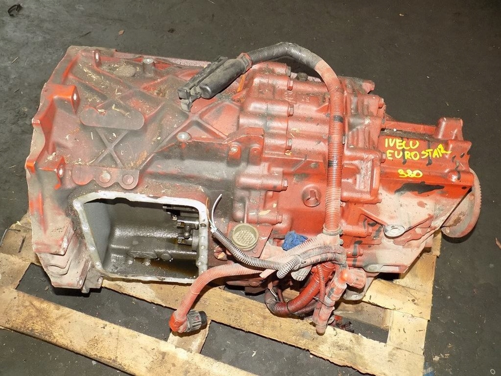 фото №10, Iveco eurostar 9500 380 коробка передач передач zf механическая коробка передач