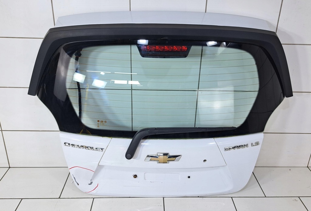 фото №1, Spark iii m300 крышка багажника багажника комплектная gaz