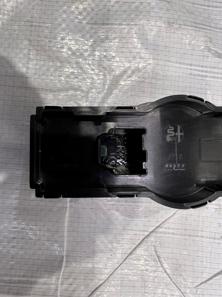 фото №2, Alfa romeo stelvio qv переключатель света
