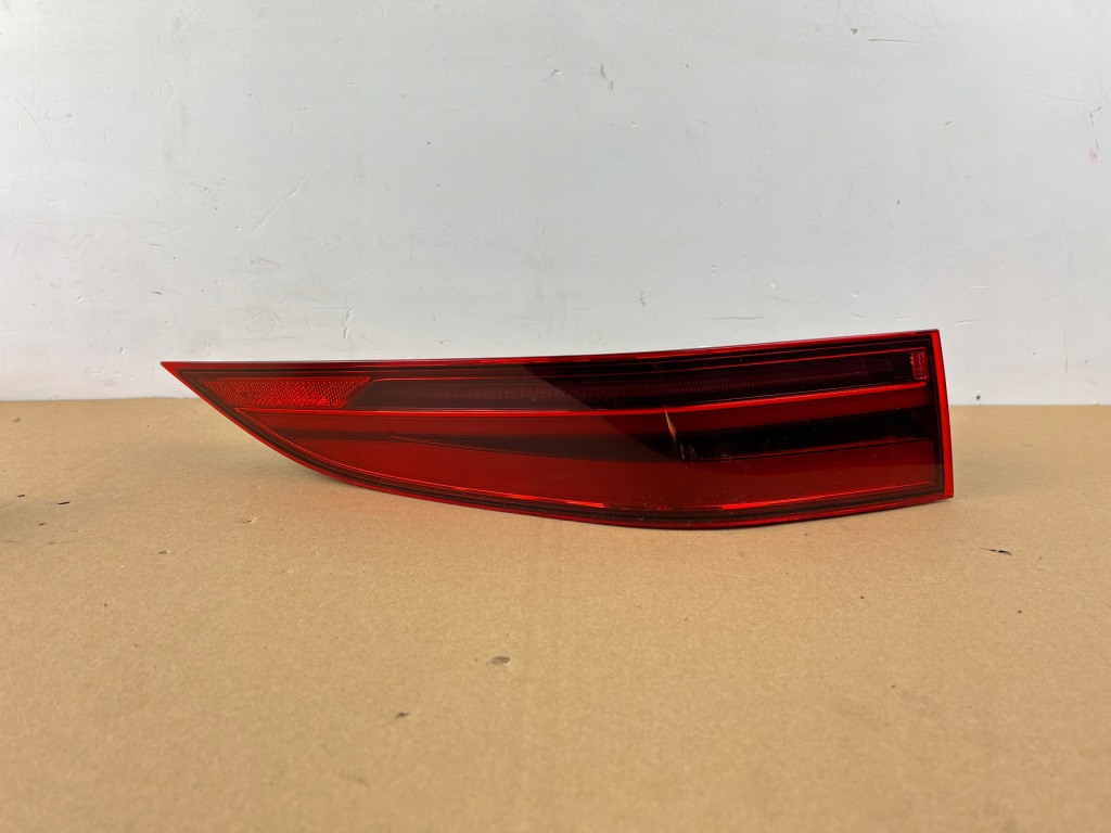 Купить Фара правый  задняя led jaguar e-pace j9c3-13404-cb