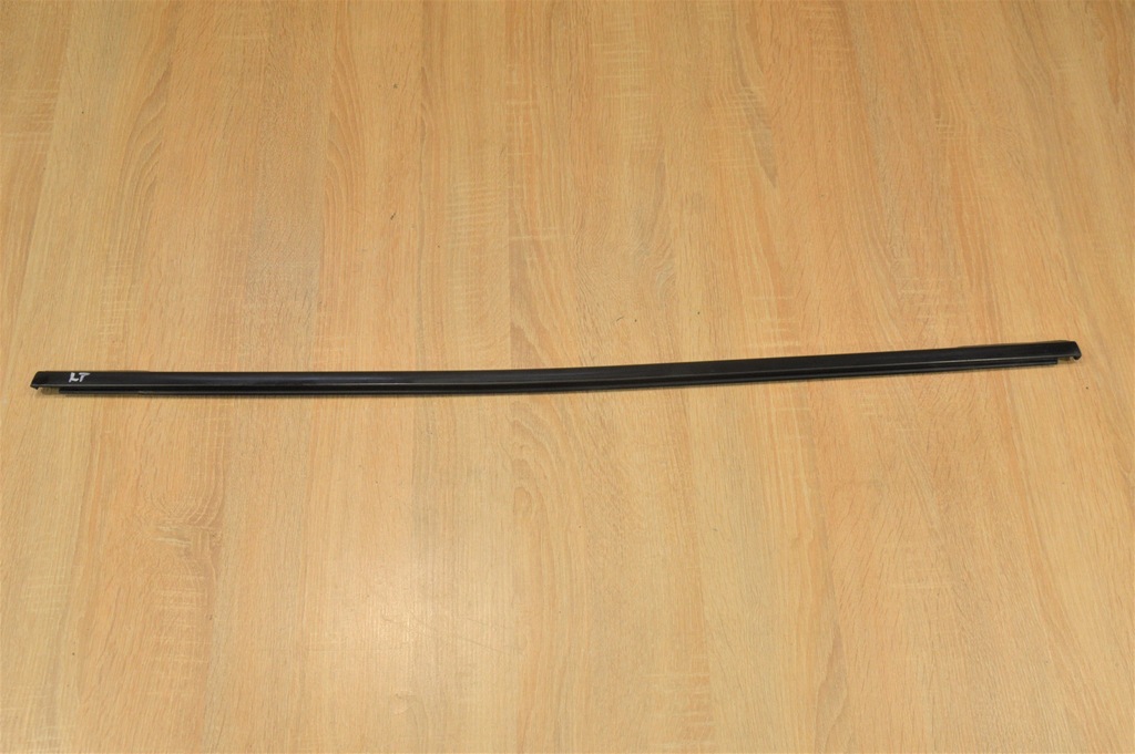 фото №1, Молдинг уплотнитель дверь левый задняя orlando