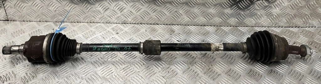 Купити Привідний вал праві перед opel corsa e 1.4t 13432212