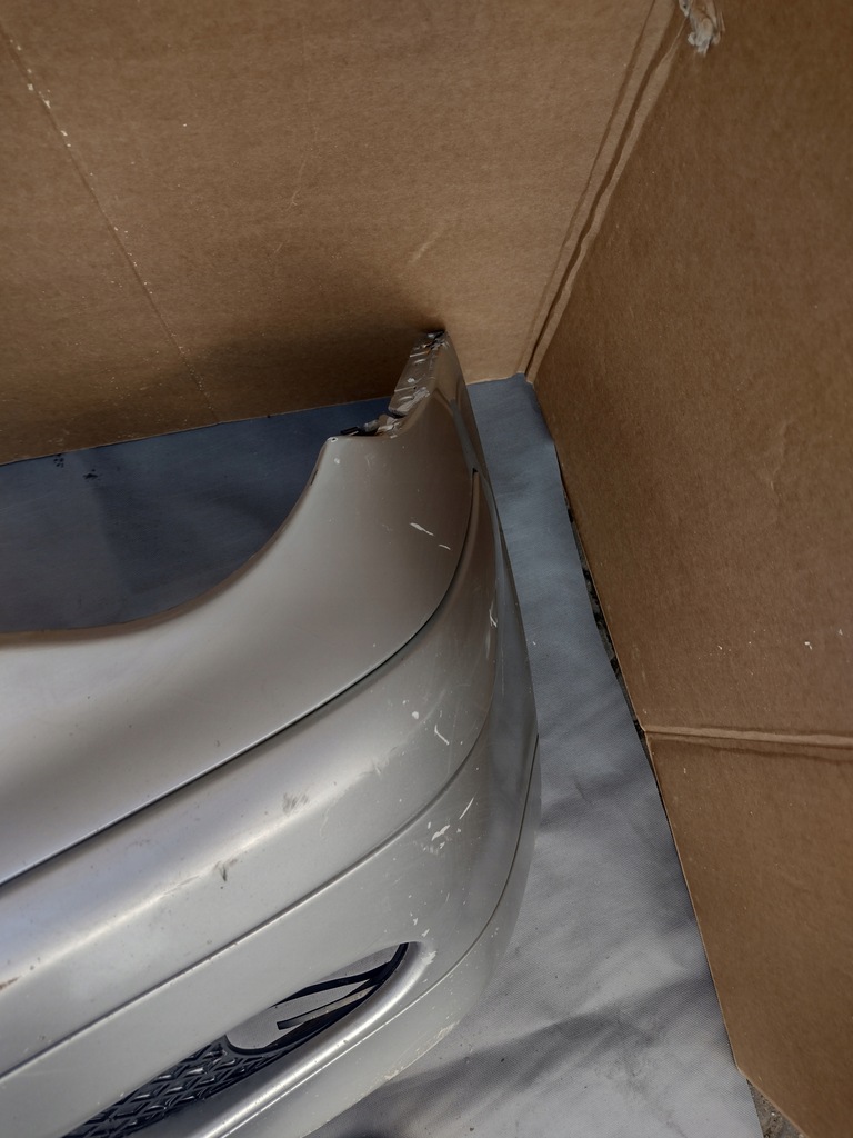 фото №11, Бампер передний mercedes c-klasa w203 00-04r sedan