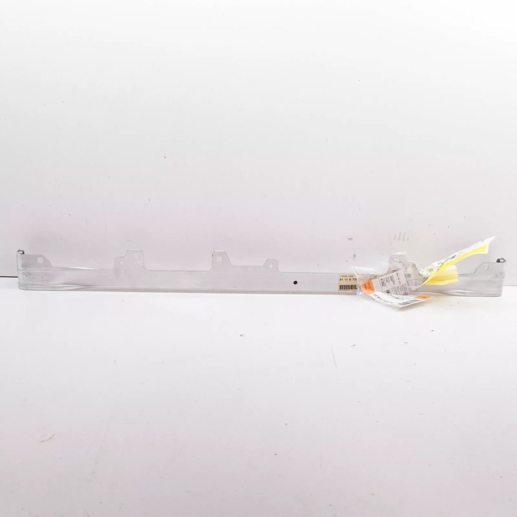 Купити Bmw x1 u11 передні нижні середній з'єднання 51118737263