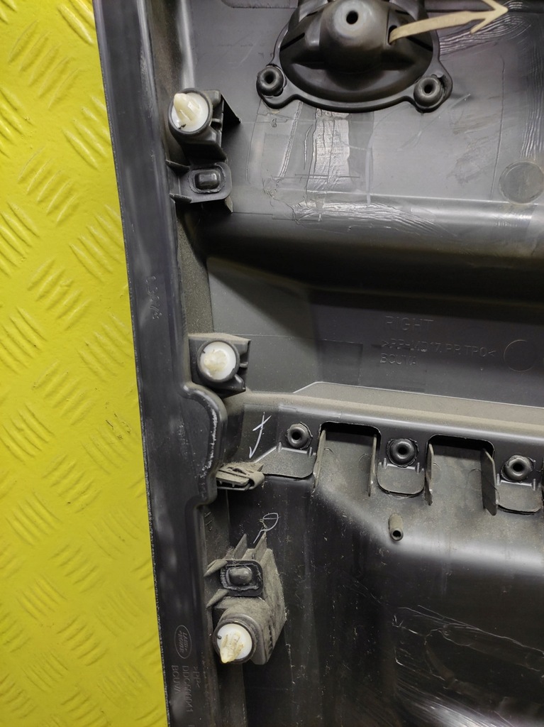 фото №13, Land rover discovery iii оббивка двері правий перед