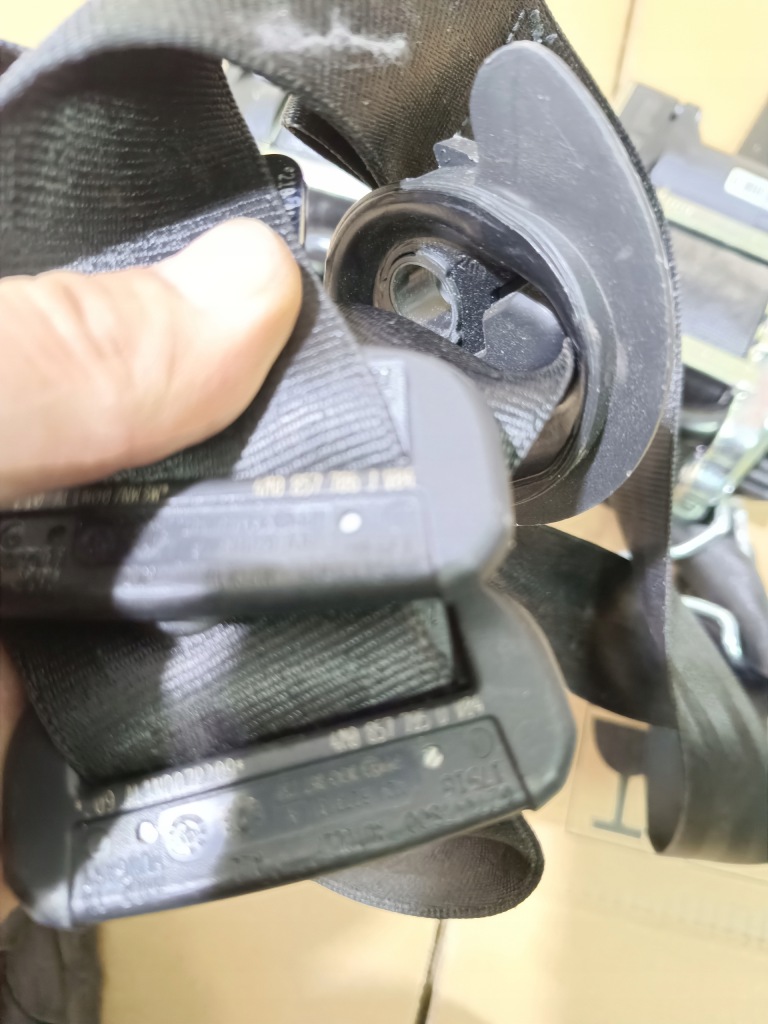 Audi q7 - перед ремни безопасности с доводчик 4m0857706j 4m0857705d Оригинал