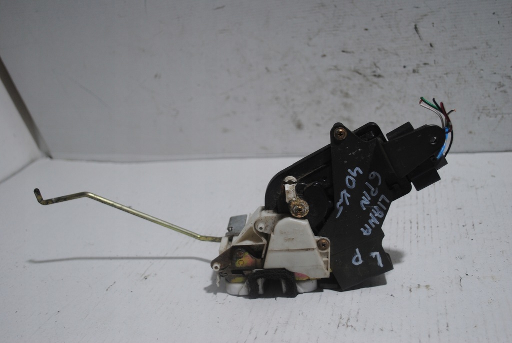 фото №1, Замок дверь suzuki liana 6 pin левый перед