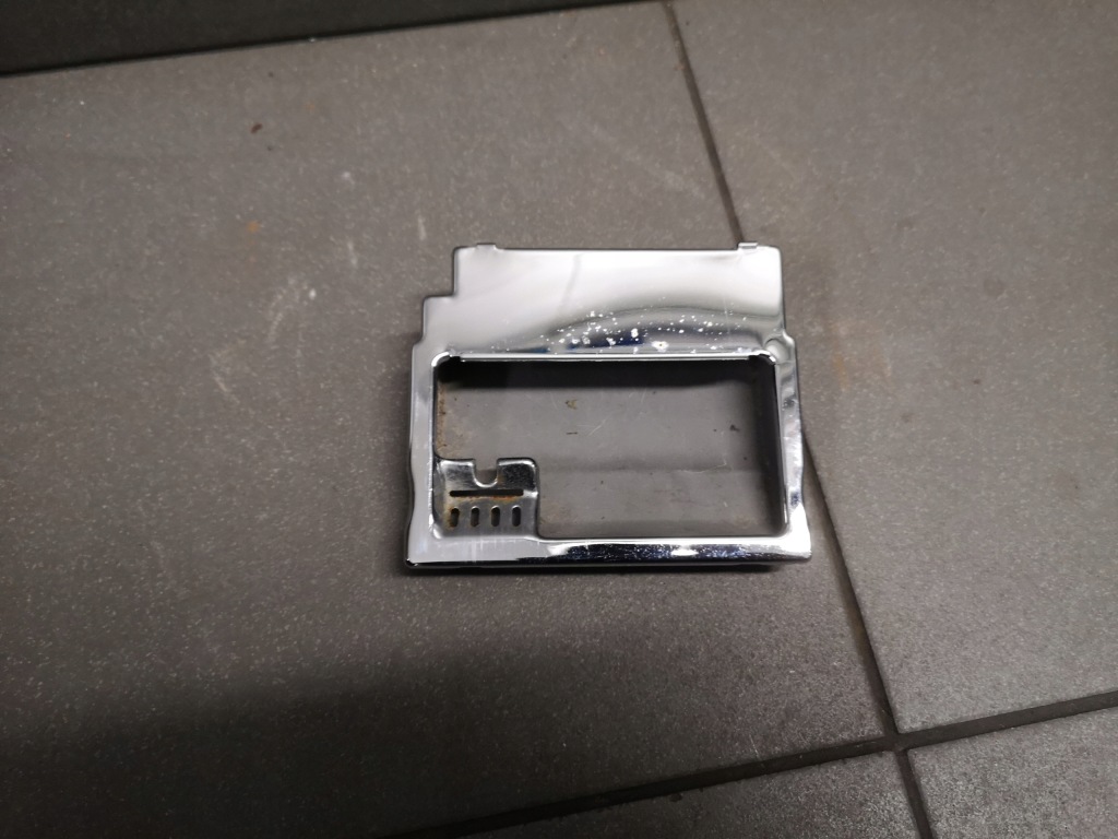 фото №1, Вкладыш пепельницы audi a6 c5 4b0857951f