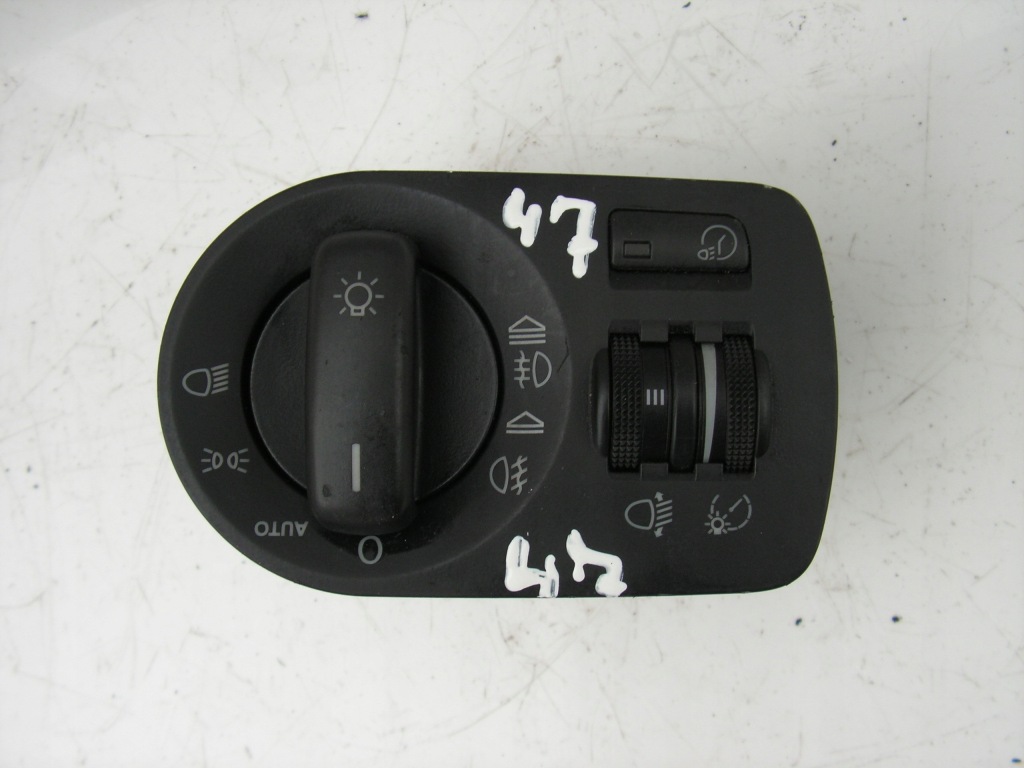 фото №1, Вимикач світла audi a3 8p sportback 8p2941531ae