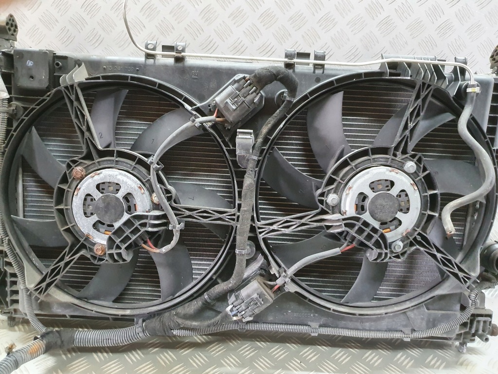 фото №4, Комплект радиатор радиатор insignia 2.0 cdti