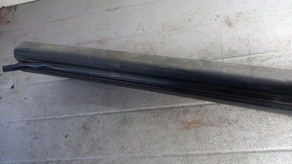 фото №7, Молдинг поріг права volvo s60 9178762