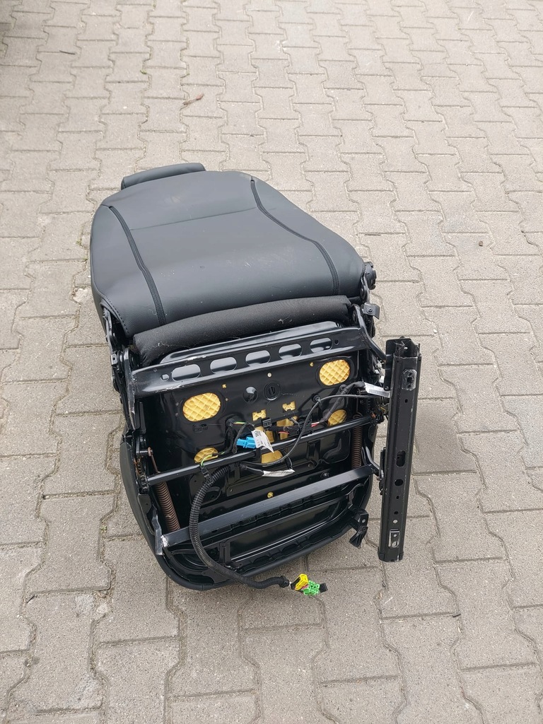 фото №9, Сидіння заднє сидіння audi s1 a1 8x0 sportback