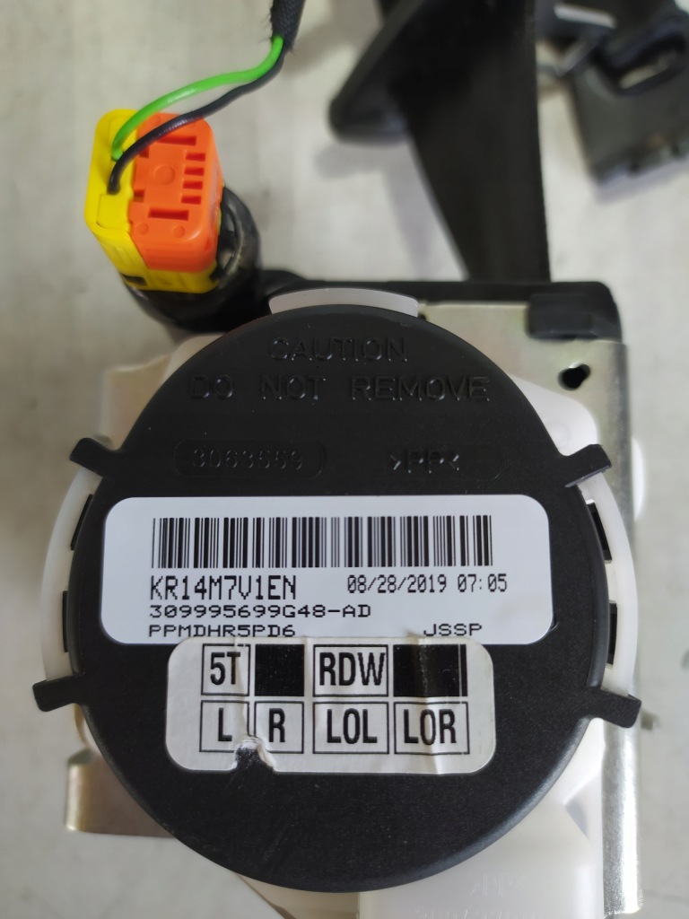 фото №2, Audi a1 ii 82a pas безпеки задня 19-