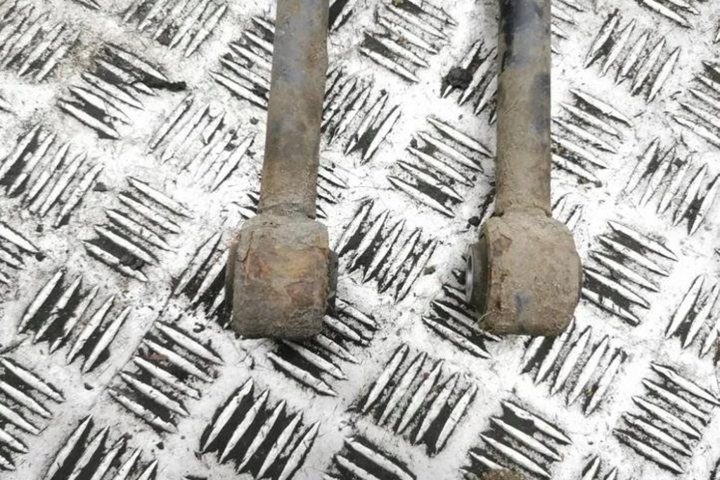 фото №8, Амортизатор задний левый jeep cherokee kl 68157912ae 2.0l дизель 125kw 2015