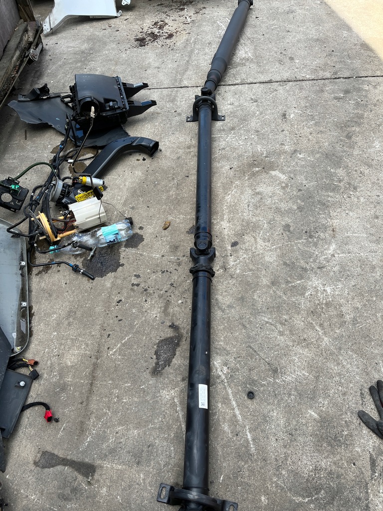 фото №1, Wał mercedes sprinter 907 max приводной a9074106000