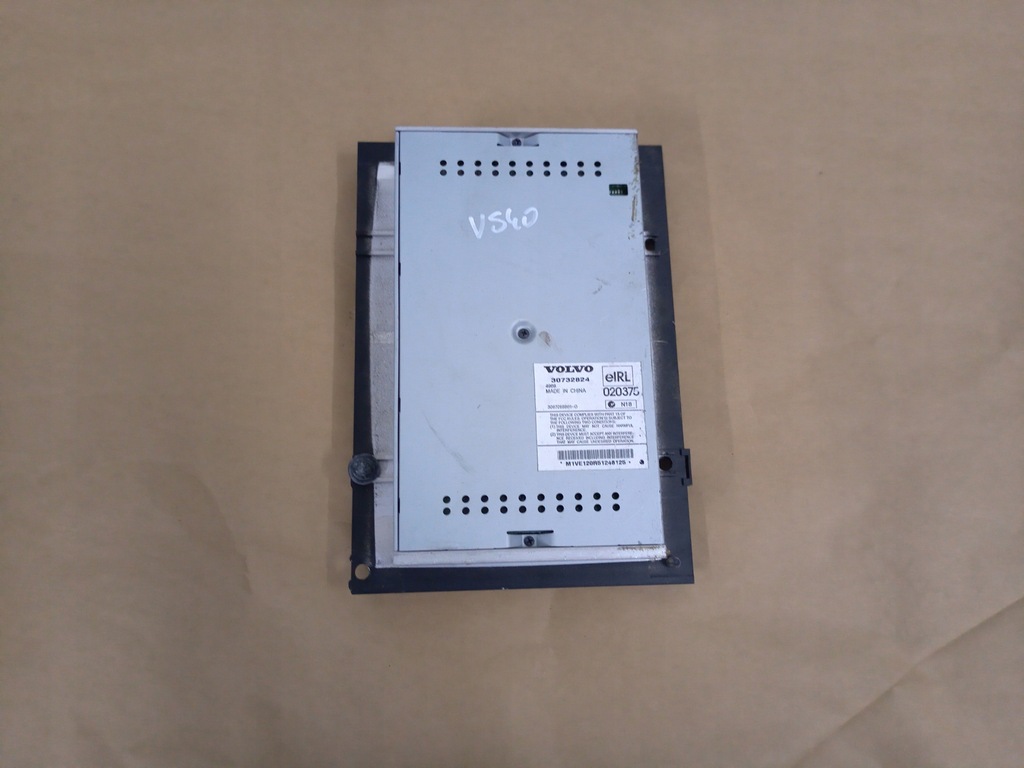 фото №1, Усилитель радио volvo s40 2005r 30732824