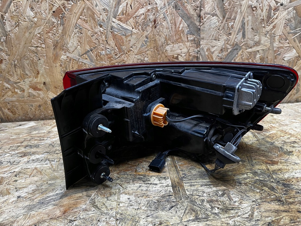 фото №4, Лампа задня ліва renault koleos ii 265554226r