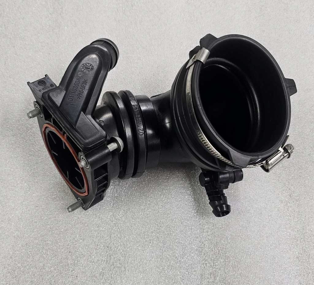 Купити Патрубок впускний  lamborghini urus audi q8 0p2129609l