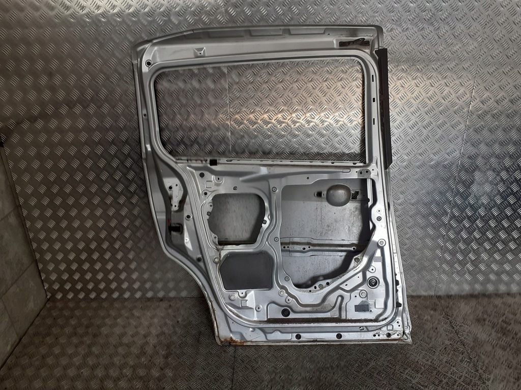 фото №3, Двері лівий задня mazda 5 22v