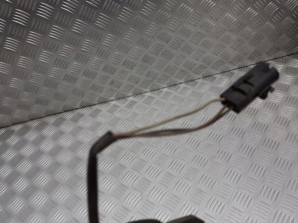 фото №3, Замок крышки багажника fiat punto ii