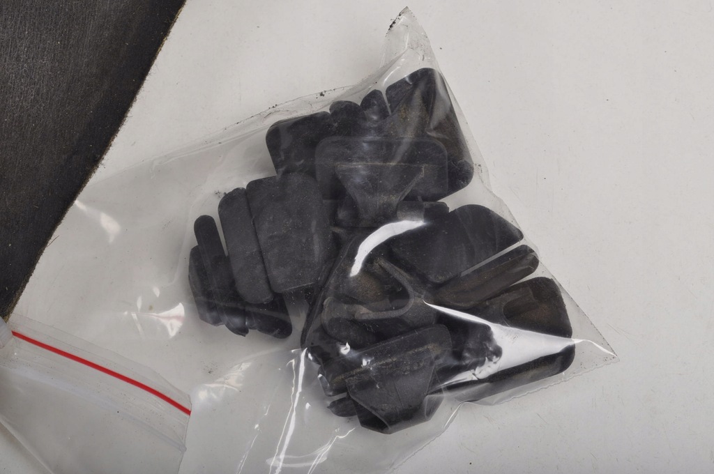 фото №8, Ford mondeo mk4 шумоізоляція підкрилок капот