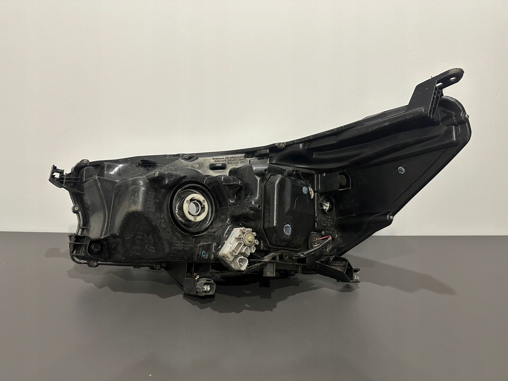 фото №11, Toyota hilux viii лампа правая led europa