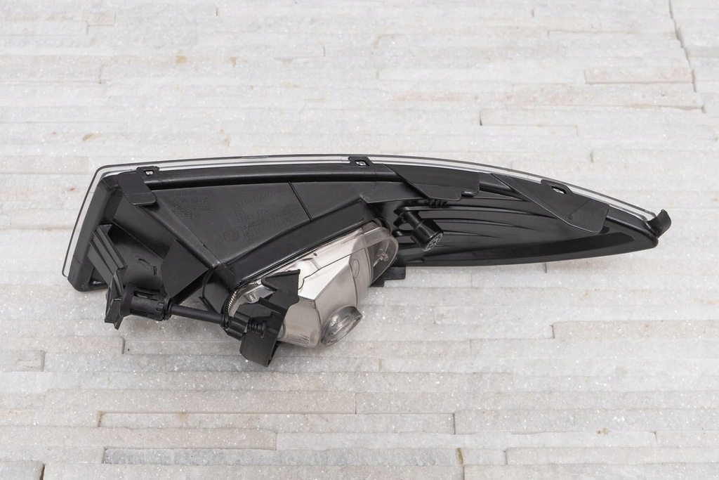 фото №8, Skoda fabia 5j 10-14 лампа противотуманная фара правый 5jf941702