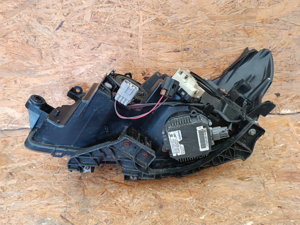 фото №16, Лампа правий перед eu ксенон subaru forester iii 3 1090038 e412380