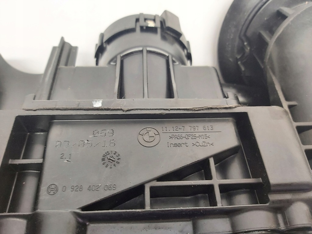 фото №7, Крышка крышка клапанов bmw e90 n47 2.0d 7797613