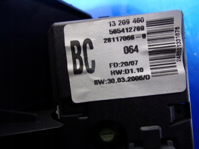 Opel corsa d дисплей 13209460 gm в Україні