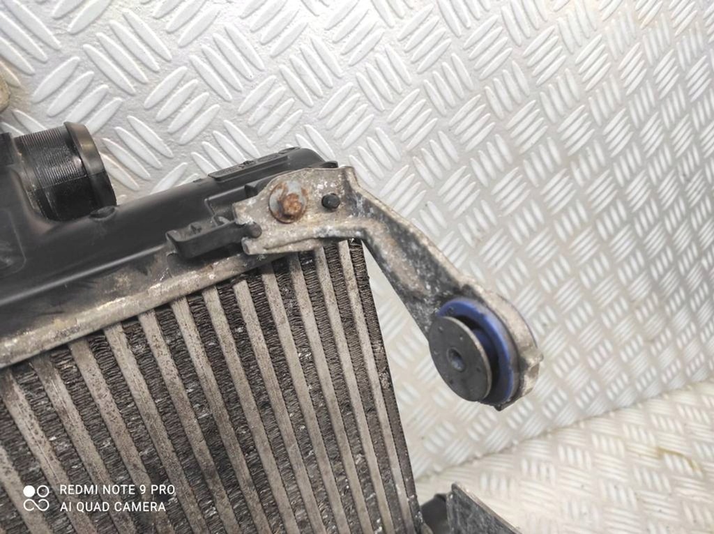 фото №5, Радіатор інтеркулер + кріплення peugeot 308 ii t9 lift 9675627980