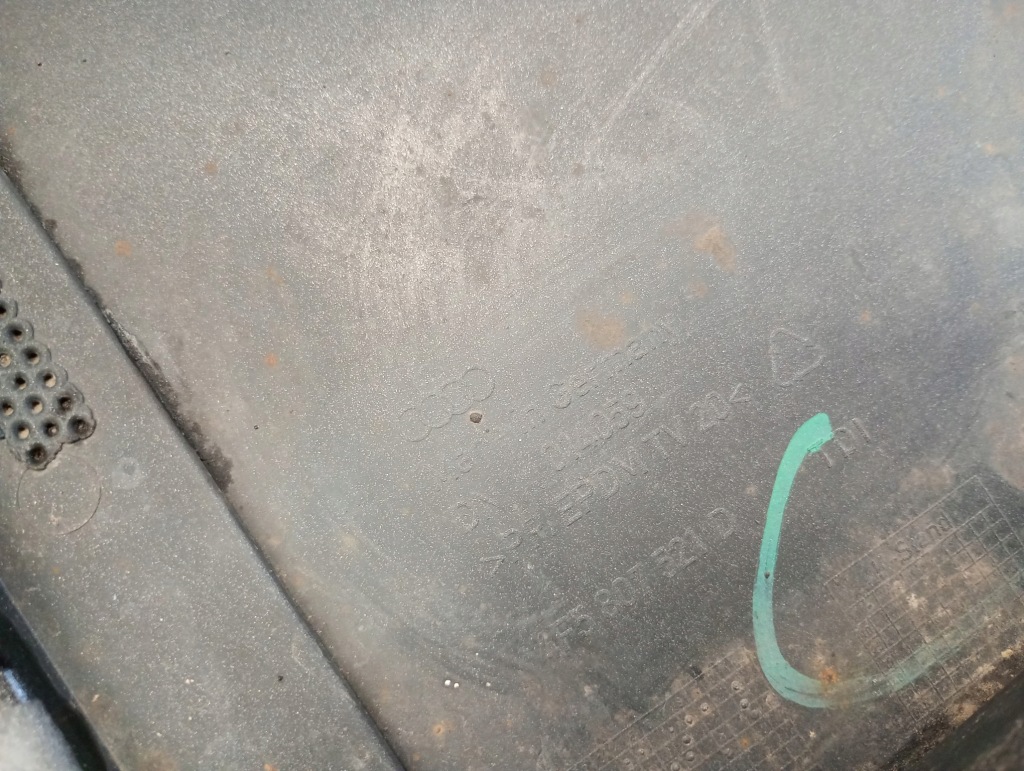 4f5807521d спойлер бампера диффузор audi a6 c6 в Украине