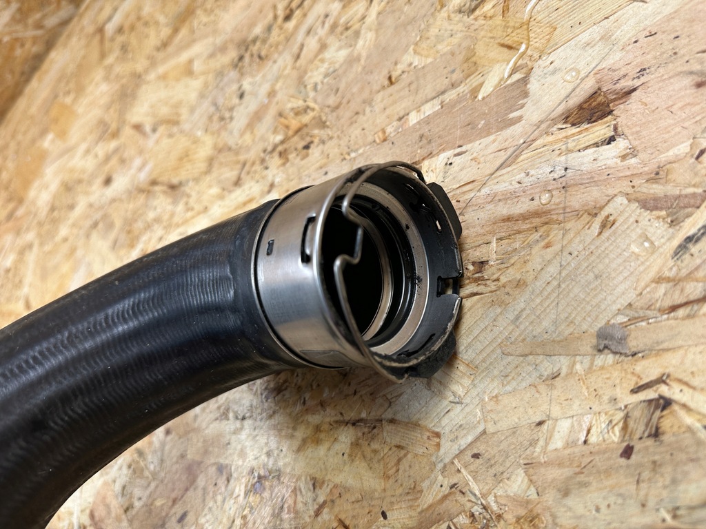 фото №9, Труба шланг повітря volvo xc60 ii 31422061 31679537 31439886