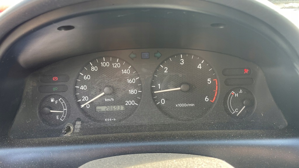 фото №10, Toyota corolla viii e11 lift fl колір 8l5 бампер перед