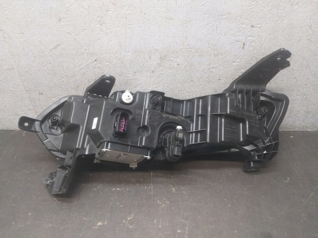 Фара перед правий renault megane v 5 e tech e-tech full led 260102443r Оригінал
