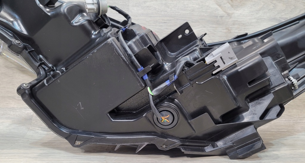 фото №9, Лампа перед передня права toyota chr lift 19-22 81110-f4180-00