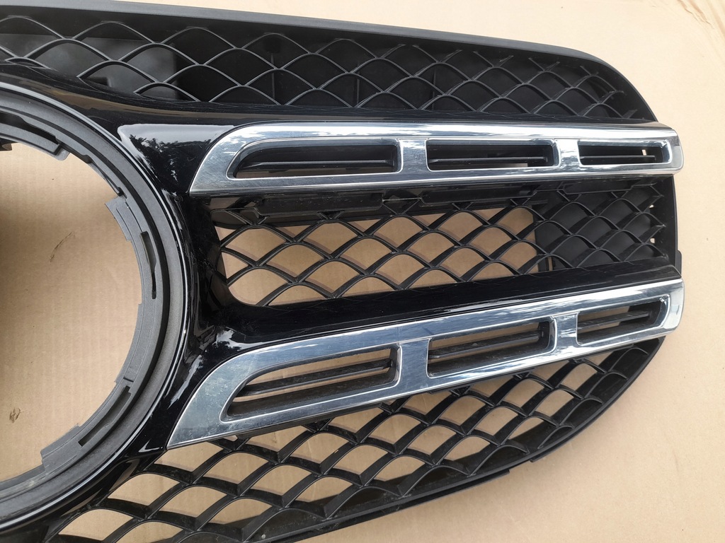 фото №4, Решётка радиатора mercedes gls w167 amg