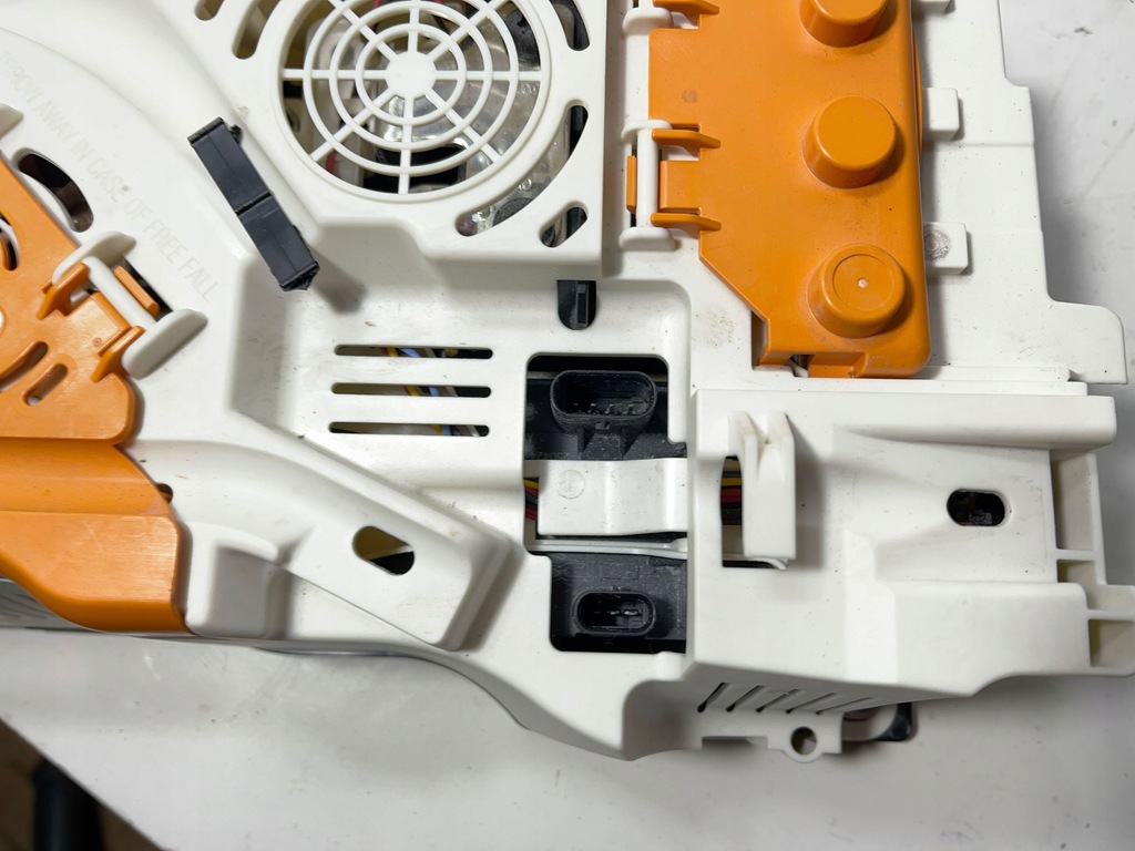 фото №8, Модуль керування акумулятором peugeot 2008 ii 737023520w