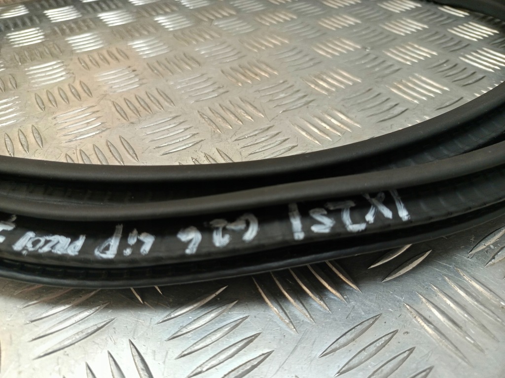 фото №15, Bmw i4 g26 прокладка дверь передних передняя перед 7482945