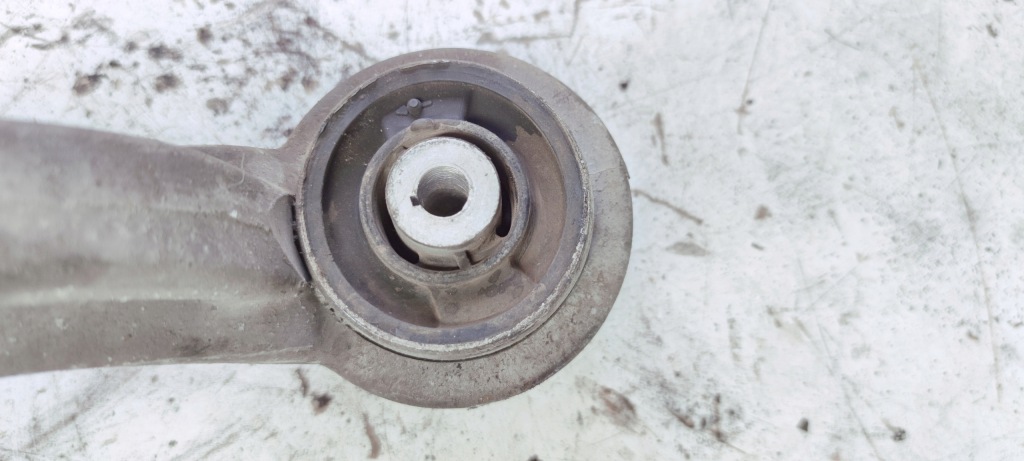 Audi оригінальний номер 4g0407695 важіль передній l Недорого