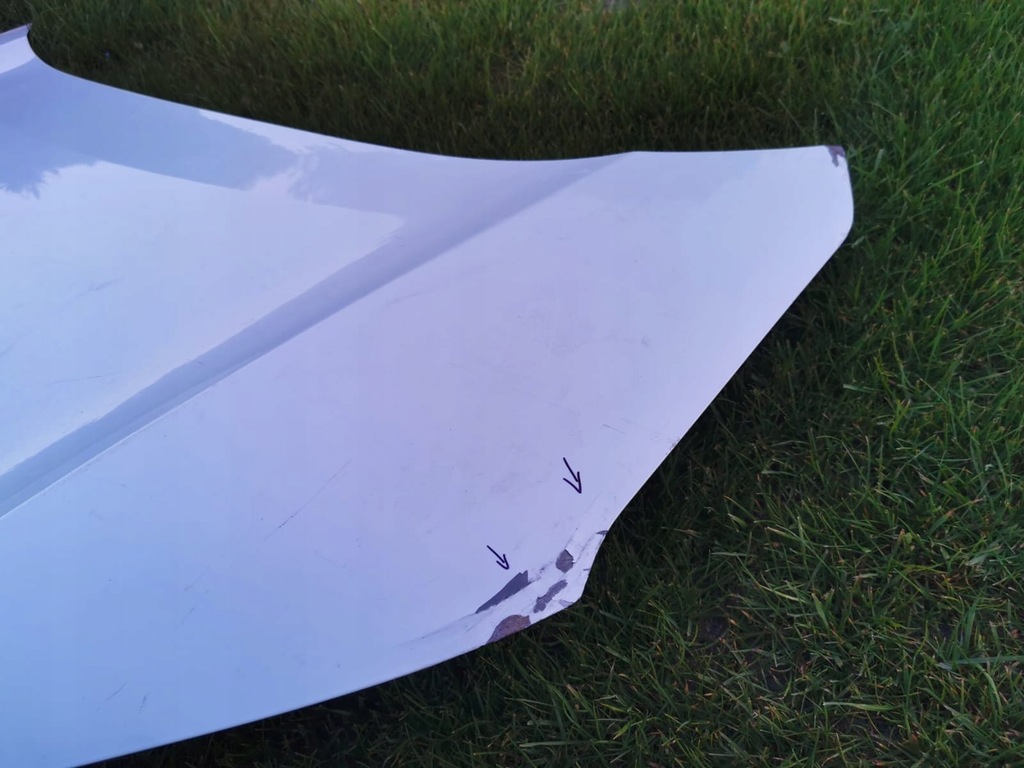 фото №5, Toyota yaris iv cross капот