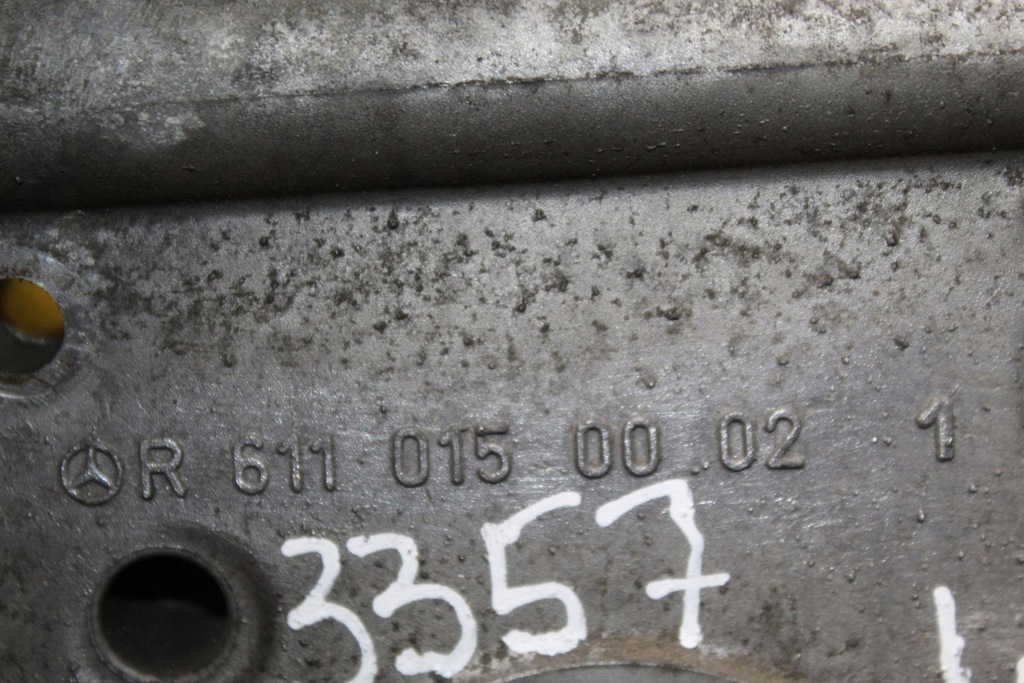 фото №7, Mercedes-benz оригінальний номер r6110150002 корпус розподільного валу