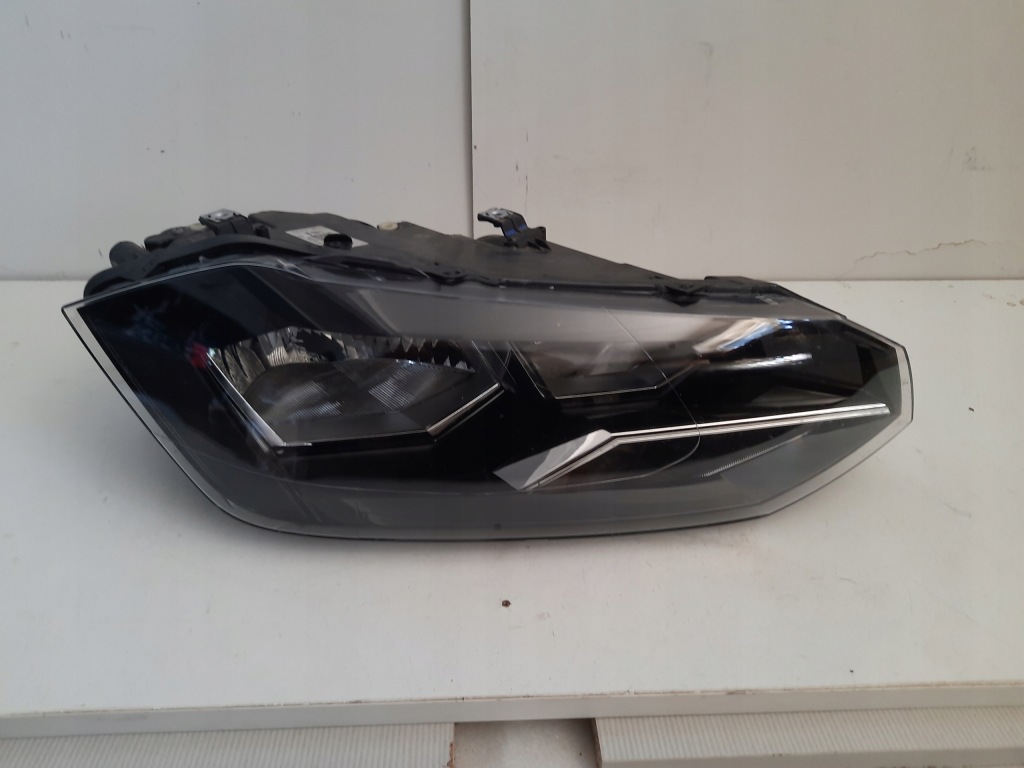 фото №1, Лампа правая перед vw polo vi 2g 2g1941006