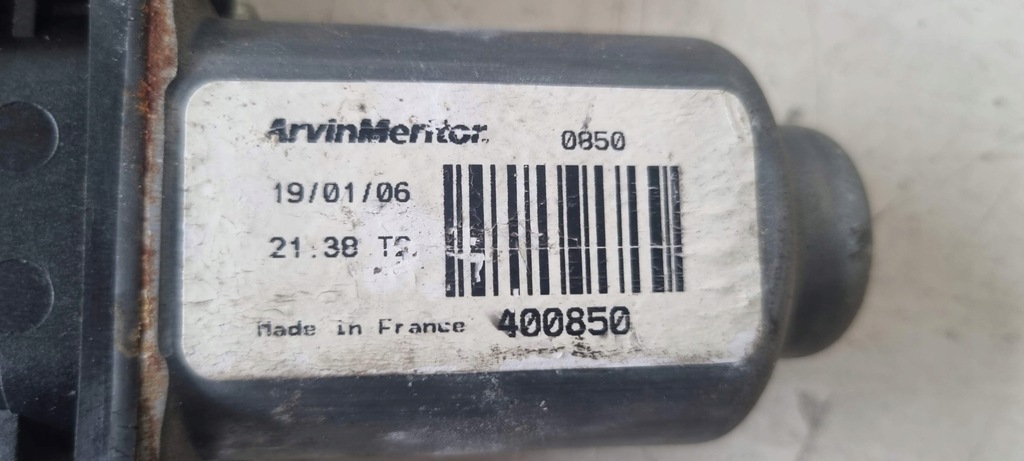 фото №5, Підйомник вікон задня navara d40 pathfinder r51