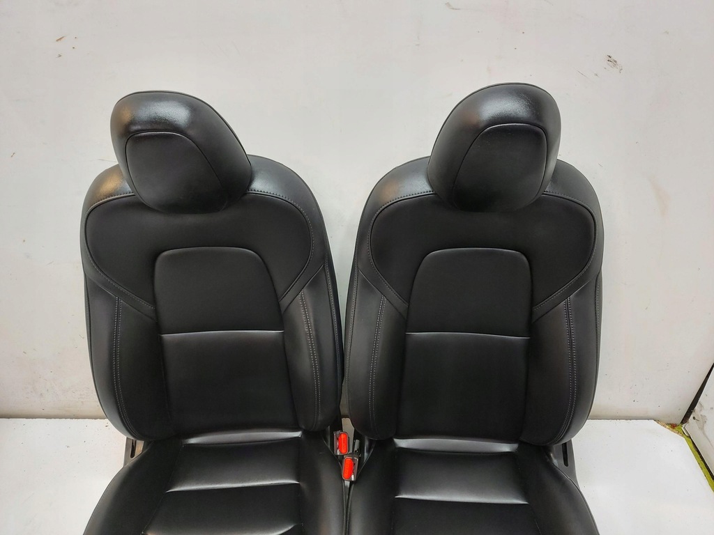 фото №5, Tesla model y 2022 сидіння заднє сидіння лівий правий сидіння комплект шкіряних