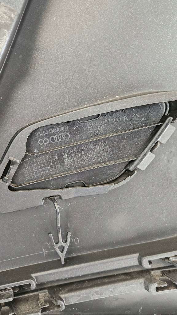 фото №14, Бампер перед передний audi e-tron 8ke 2018-